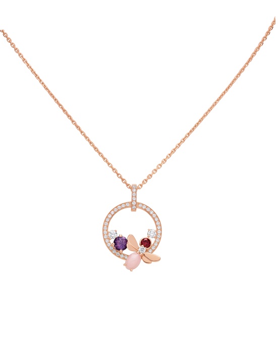 Chaumet Lovely Vee 玫瑰金項鍊,213,000元。